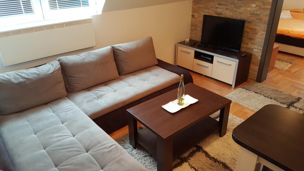 Kraljevski Apartment