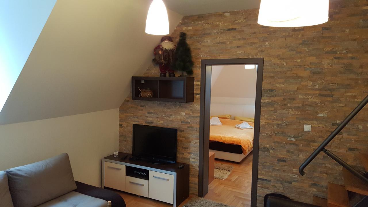 Kraljevski Apartment *